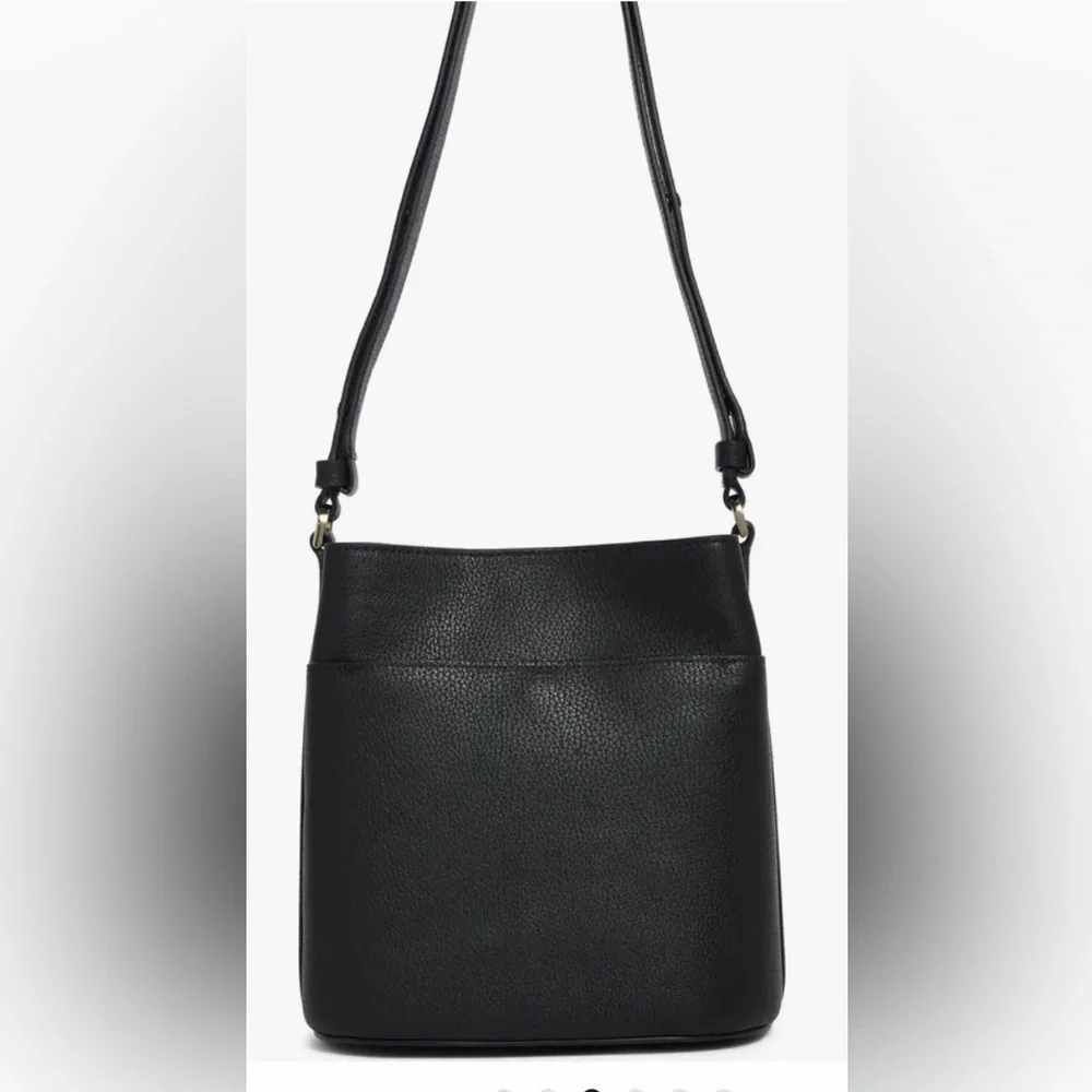 Kate Spade Bucket Bag 
 ***pristine condition - Picture 2 of 12